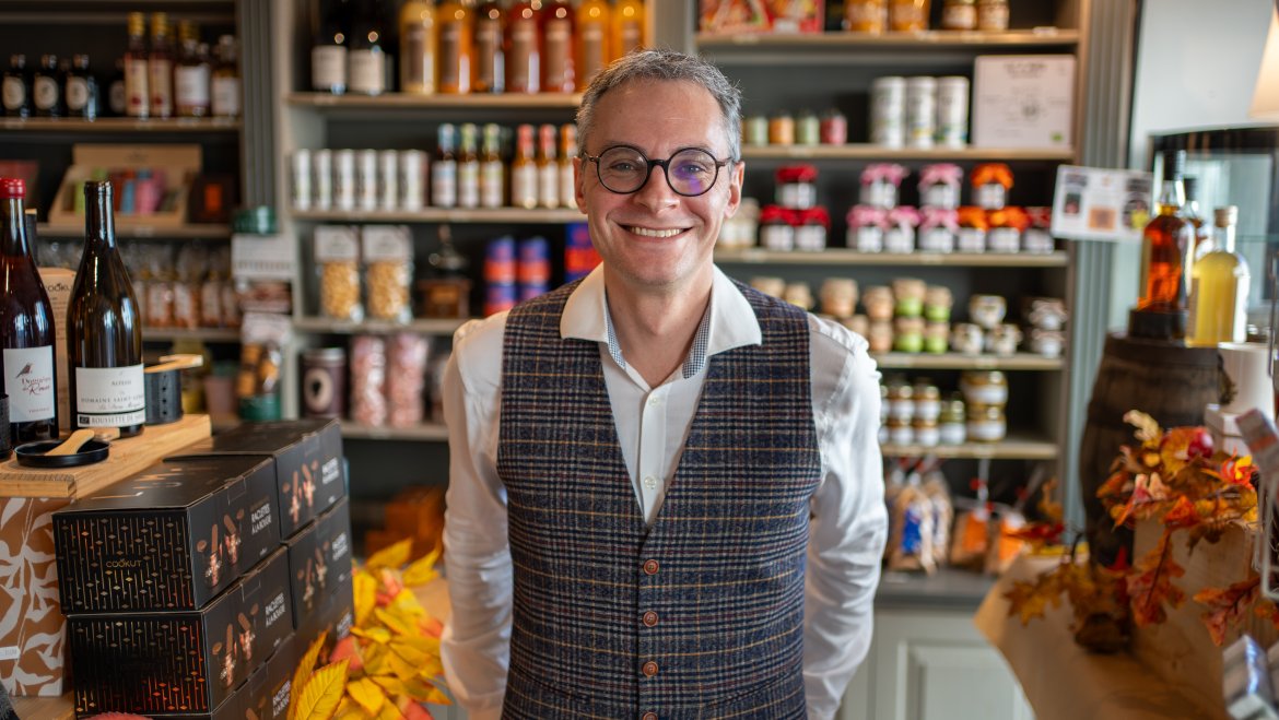 049 - photo AE81 nov 25 Aux Rives Gourmandes