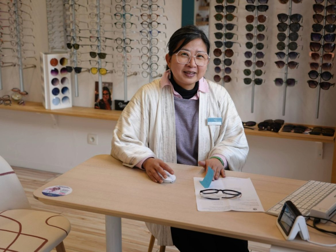 Thi-Sam Tran, gérante de Ma paire de lunettes