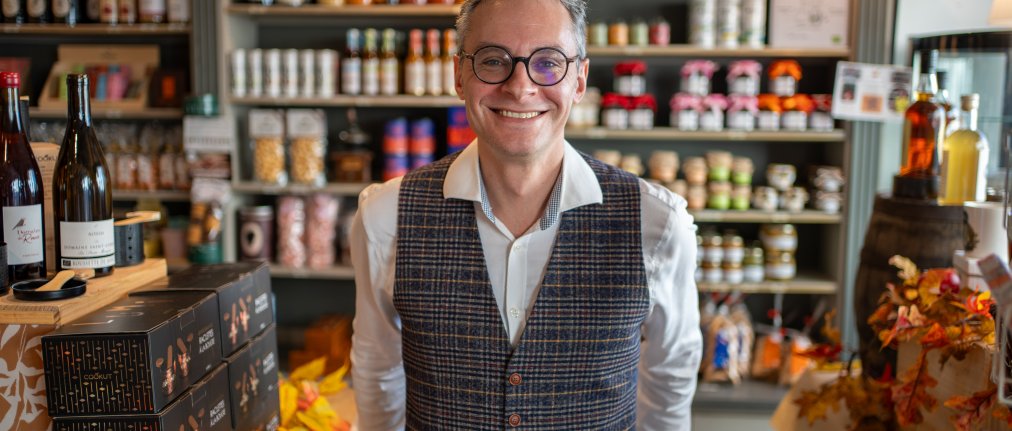 049 - photo AE81 nov 25 Aux Rives Gourmandes