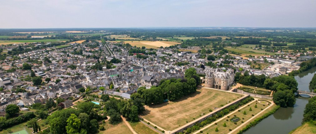 Vue aérienne Le Lude