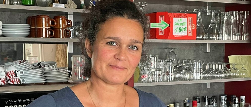 Julie Pierrot, gérante de La Pau's Café à Maresché.
